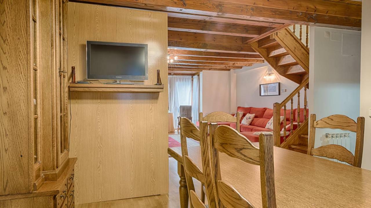 דירות לס Saplan Real Estate Montlude מראה חיצוני תמונה