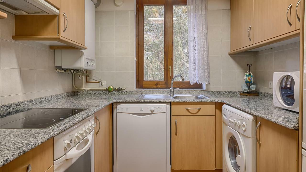 דירות לס Saplan Real Estate Montlude מראה חיצוני תמונה